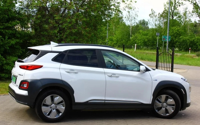 Hyundai Kona cena 92900 przebieg: 32000, rok produkcji 2020 z Dobrzyń nad Wisłą małe 742
